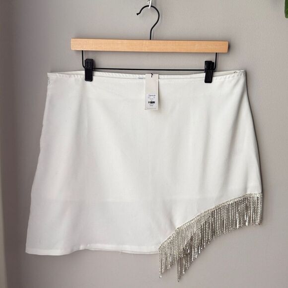 Blue Rain by Francesca’s White Rhinestone Mini Skirt - Picture 2 of 6